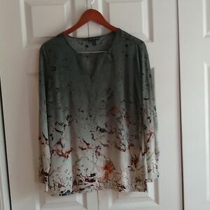 Tribal print Blouse Hunter green and Biege
